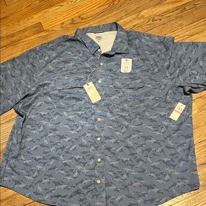 Izod Men's Blue Shark Pattern Casual Shirt